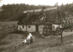 Altes Haus : Jonsdorf, altes Haus mit Strohdach