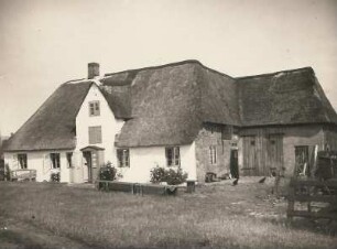 Amrum. Friesenhaus mit Stallteil