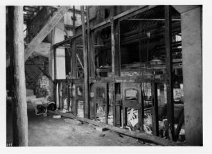 Industrie-Kraftwerk. Zerstörtes Kesselhaus, Innenansicht der Kessel (Feuerungsseite) : Lauta (Niederlausitz). Industrie-Kraftwerk. Zerstörtes Kesselhaus, Innenansicht der Kessel (Feuerungsseite)