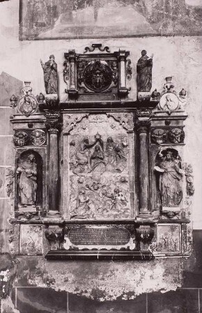 Boppard, Karmeliterkirche : Boppard. Karmeliterkirche. Epitaph des Arnold von Schaffenstein (Holz, geschnitzt, gefaßt, 1613)