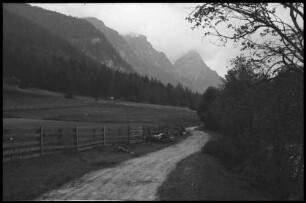 Trins, Gschnitz Tal: Talweg im Gschnitz Tal