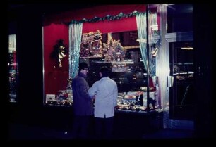 Weihnachtsdekoration 17.12.66.