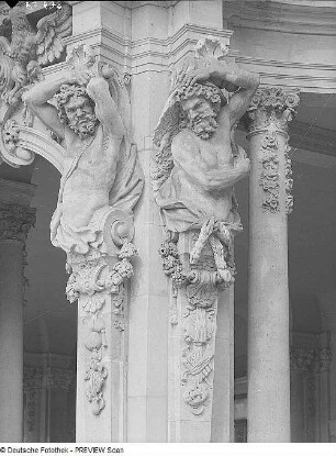 Nördliches Hermenpaar : Nördliches Hermenpaar. Sandstein (1718; P. Heermann). Dresden: Zwinger, Wallpavillon