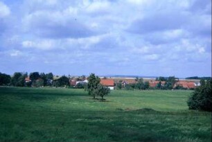 Blick zum Ort