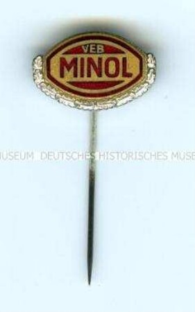 Ehrennadel für langjährige Mitarbeit im VEB Minol in Silber