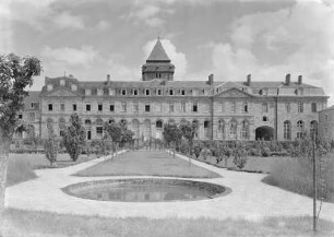 Abbaye bénédictine Notre-Dame d'Evron