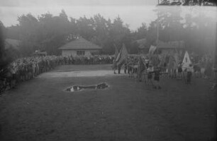 1. Zentrales Pionierlager "Georgi Dimitroff" in Prora auf Rügen : Fahnenappell