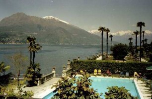Bellagio: Schwimmbad vor dem Hotel, Villa Serbelloni