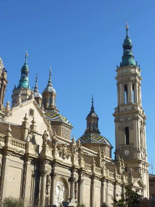 Saragossa/Zaragoza: Kathedrale Nuestra Senora del Pilar
