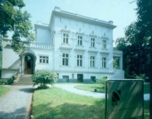 Berlin-Grunewald, Lassenstraße 11/15. WIB. Verwaltung und Labors