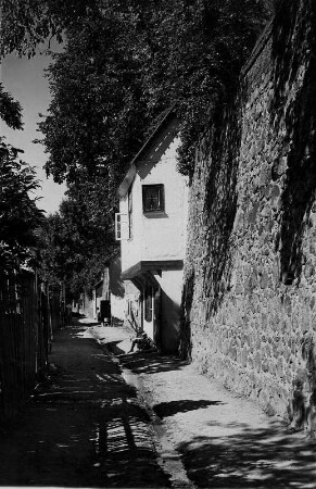 Neubrandenburg/Mecklenburg. Ansicht eines Wiekhauses (Wachhaus) an der gotischen Stadtmauer