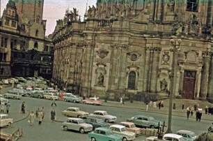Dresden-Altstadt. Katholische Hofkirche : Dresden. Katholische Hofkirche mit Übergang zum Residenzschloss