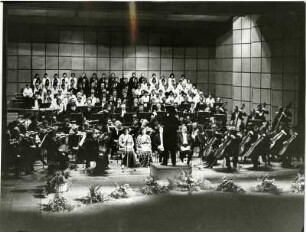 Mecklenburgische Staatskapelle Schwerin und die Schweriner Singakademie
