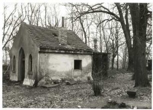 Haldensleben. Ehemalige Leichenhalle auf dem Friedhof, Ansicht von Südwesten