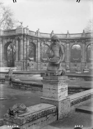 Märchenbrunnen: Aschenputtel
