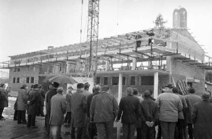 Richtfest für das neue Clubhaus des F.C. West 1932 e.V. in der Hertzstraße