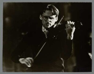 Krzesimir Marcin Dębski : Portrait des Jazz-Violinisten Krzesimir Marcin Dębski beim Jazz Jamboree Warschau 1983