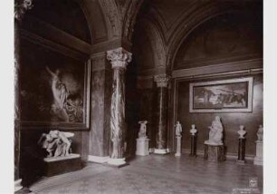Blick in die Ausstellung der Nationalgalerie, Säulenhalle