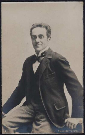 Porträt Alexander Girardi. Fotografie (Weltpostkarte mit gedrucktem Namenszug). Wien, um 1890