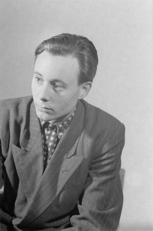 Porträts von Achim Hübner, Reinicke und John vom Maxim-Gorki-Theater : Porträt von Achim Hübner