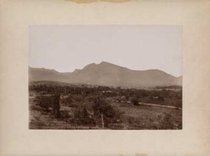 Kulturlandschaft bei Kermanschah : Kulturlandschaft bei Kermanschah am südlichen Ende der Zagros-Kette.