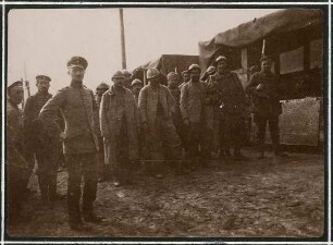 Erster Weltkrieg - "Aus den Stellungskriegen in den Vogesen". Französische Kriegsgefangene und Leutnant von Moltke
