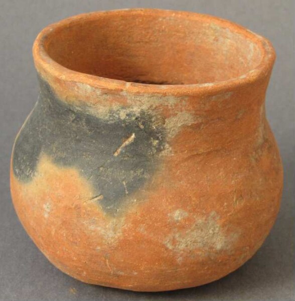 Clay vessel