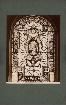 Certosa San Lorenzo di Galluzzo (auch Certosa di Firenze), Florenz Fenster: Ansicht des Fensters in dem Kartäuserkloster Certosa del Galluzzo (auch Certosa di Val d’Ema)