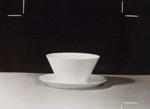 Sauciere des Tafelservice "511" von Heinrich Löffelhardt