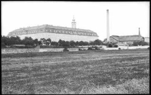 Schloss Hubertusburg. Landesanstalt. Schloss mit Elektrizitätswerk