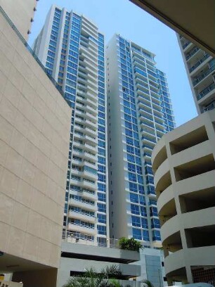 Panama-City - Hochhäuser im Geschäftsvirtel : Wohn-und Bürohochhäuser prägen das Stadtbild. Aufgenommen am 14. September in Panama-City