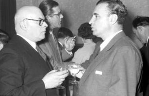 Bonn: Ion Gheorghe, Ionescu