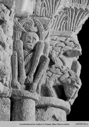 Figurenkapitell mit alttestamentarischen Szenen