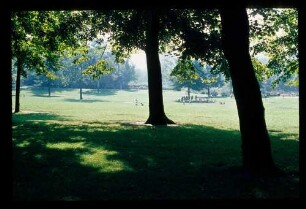 Saalb. Friedrichshain 2.9.75.