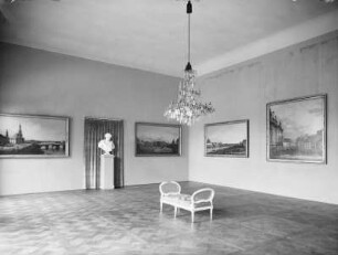Schloss Pillnitz, Bergpalais, Zimmer : Canaletto-Saal. Interimsquartier der Dresdner Gemäldegalerie in Schloss Pillnitz