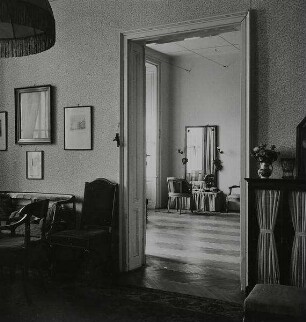 Blick vom Kundenzimmer in mein Atelier am Kärtnerring in Wien I.