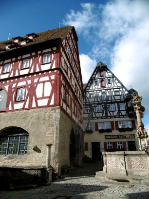 Rothenburg ob der Tauber: Tanz- und Fleischhaus Jagstheimer Haus (Marienapotheke)