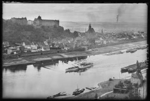 Pirna. Sonnenstein - Elbe mit Dampfer