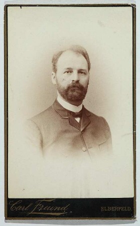Porträt Ferdinand Schrey : Foto-/Bildersammlung Stenografische Sammlung. Porträt Ferdinand Schrey. Photographie. Carte de visite (um 1890; C. Freund). Dresden: SLUB P a 0532