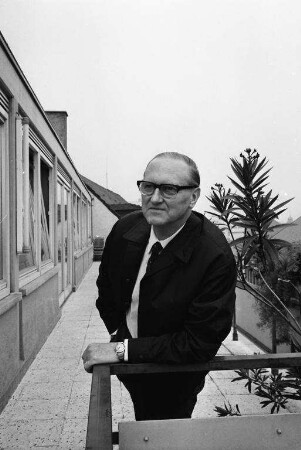 Ruhestand für Studienprofessor Dr. Günther Haaß vom Friedrich-List-Wirtschaftsgymnasium.