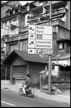 Fribourg: Routes des Alpes, Verkehrstafel