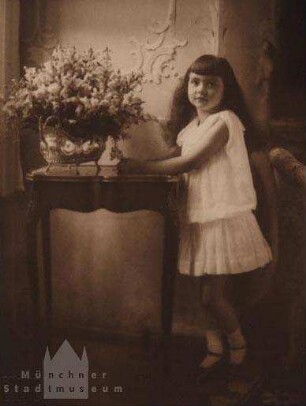 Prinzessin Henriette von Schoenaich-Carolath