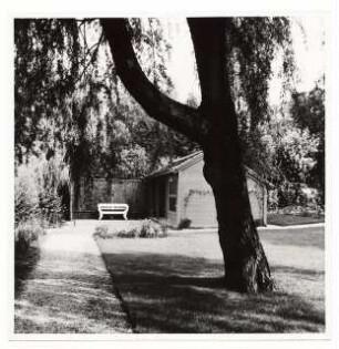 Garten Karl Hanke, Berlin-Grunewald: Blick zum Gartenhaus