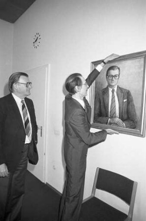 Oberlandesgericht Karlsruhe. Porträtierung des scheidenden Präsidenten Karlheinz Keller durch den Karlsruher Künstler Herbert Kämper