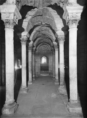Saint-Philibert — Krypta