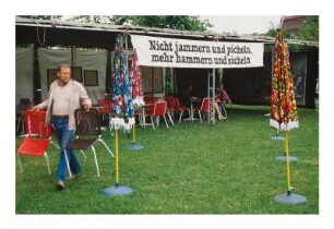 Pressefest des "Neuen Deutschland" im Volkspark Friedrichshain