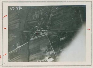 Foto vom Übungsflug an der Artillerie-Beobachterschule Jüterbog: Bahnhof Zahna (Luftbild)