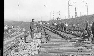 Stuttgart-Nord Gleisbauarbeiten Arbeitskolonne Weicheneinbau