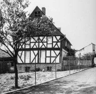 Herborn, An den Mühlen 9, Bornweg 12