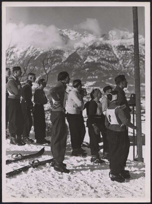 Hitlerjungen beim Wintersport in Garmisch-Partenkirchen